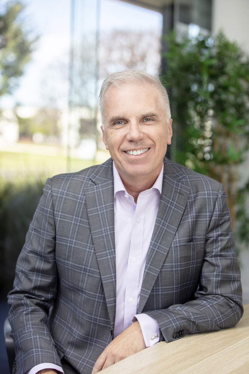 Professional headshots of Melbourne board Member in Office